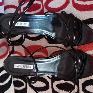 Cape Robbin black pan leather size 10